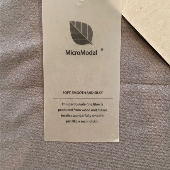 NWT Avocado Sport Tank - Picture 5 of 8